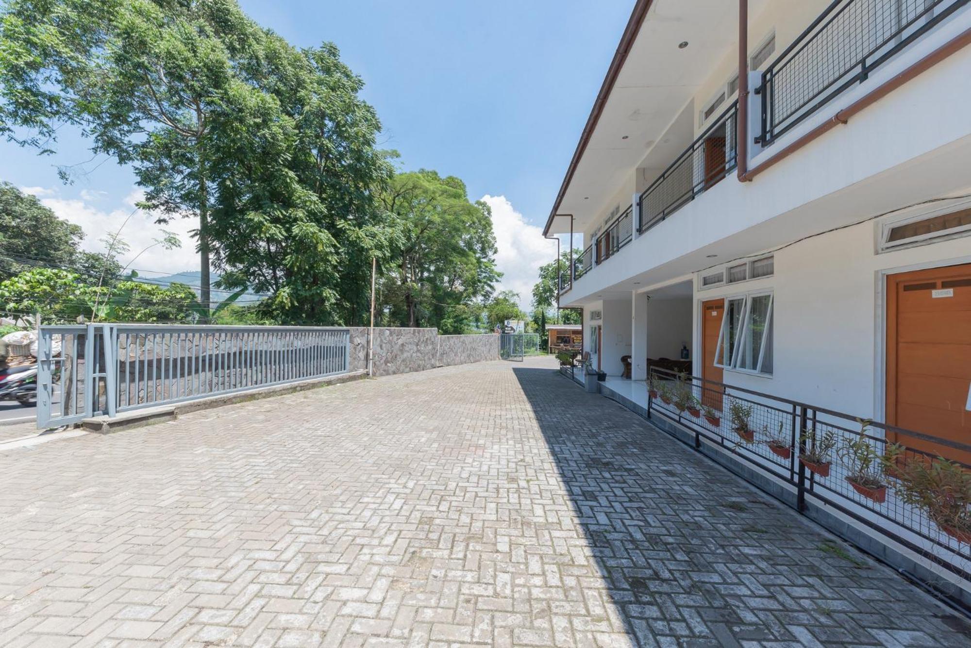 Urbanview Near Noah'S Park Lembang Bandung Ξενοδοχείο Εξωτερικό φωτογραφία